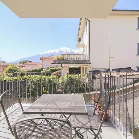 Residenza I Melograni Διαμέρισμα Domaso